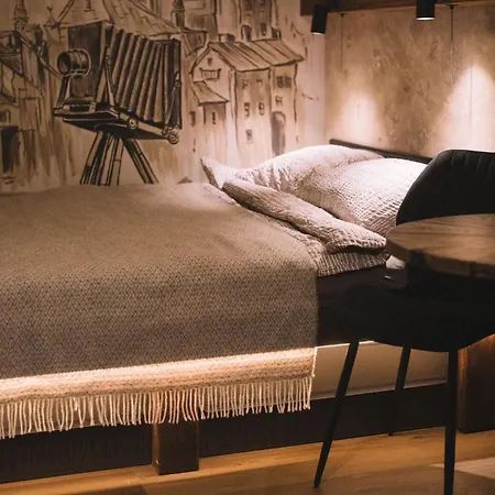 Photographer Rudolf's - Ground Floor With Separate Entrance Apartment Riga